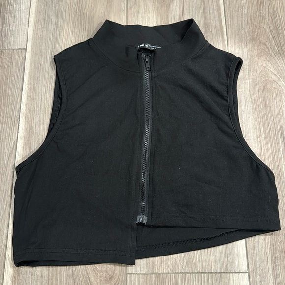 SHEIN Tops - Top